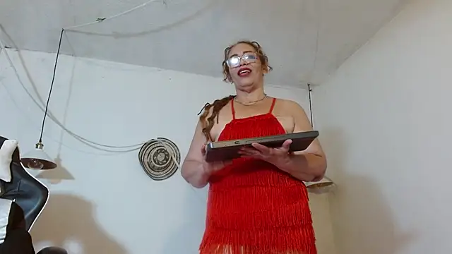 Snapshot of Sweet-Mommy-Milf chatting on 05-15-26, 11:56 Sweet-Mommy-Milf online show from 05-15-26, 11:56