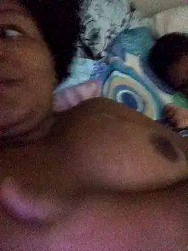 nikiselena online show from 04-28-26, 05:12