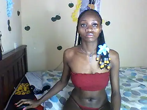 Snapshot of LunaNior chatting on 07-20-26, 10:39 LunaNior online show from 07-20-26, 10:39