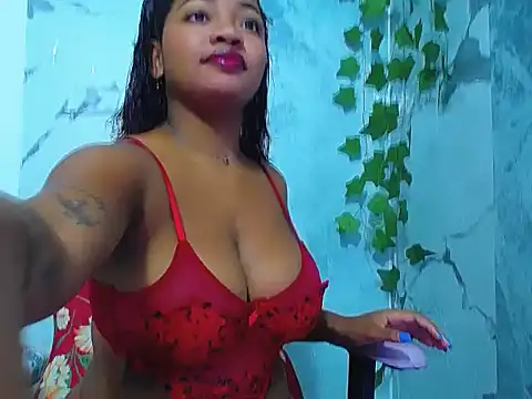 Brunett sexy1 online show from 04-22-26, 07:33