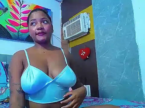 Brunett sexy1 online show from 06-12-26, 05:06