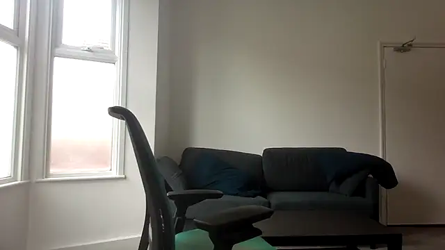 frenchbdmaninlondon online show from 05-03-26, 12:11