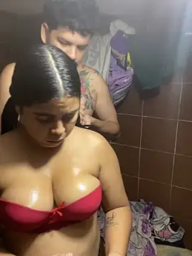 Carolina caro online show from 07-18-26, 10:24