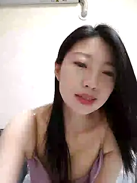 duozhi125216 online show from 04-22-26, 11:34