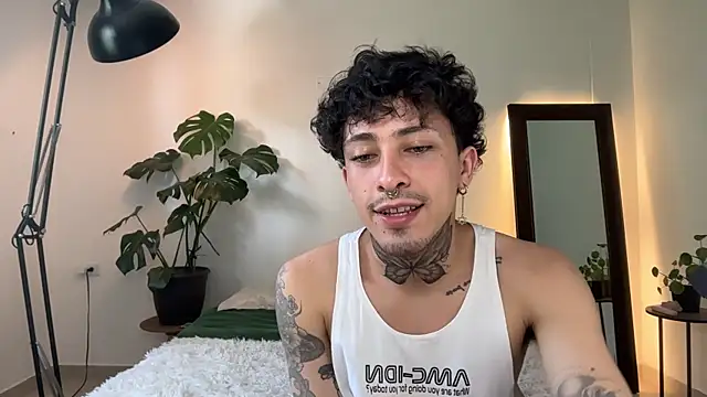 Noah and Steven online show from 05-15-26, 06:37