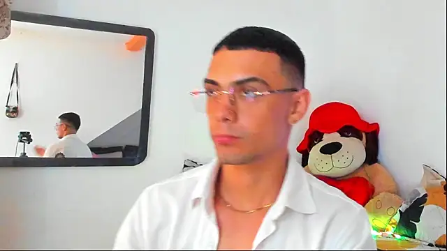 Teo Rave online show from 04-27-26, 04:49