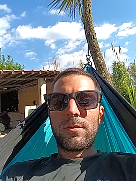Snapshot of alieno_napoletano chatting on 04-30-26, 02:56 alieno napoletano online show from 04-30-26, 02:56