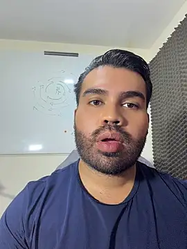 LucaLaurent online show from 04-26-26, 12:52