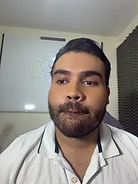 LucaLaurent online show from 04-26-26, 09:34