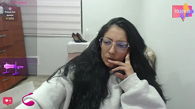Snapshot of Melissaleehot chatting on 05-03-26, 02:06 Melissaleehot online show from 05-03-26, 02:06