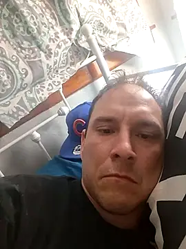Snapshot of JGWntwrth86 chatting on 04-20-26, 03:53 JGWntwrth86 online show from 04-20-26, 03:53