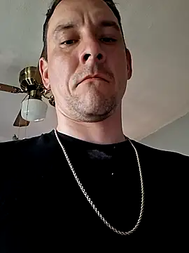 Snapshot of JGWntwrth86 chatting on 04-21-26, 10:45 JGWntwrth86 online show from 04-21-26, 10:45
