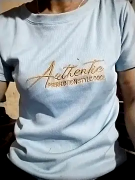 kiss1122 online show from 04-21-26, 11:49