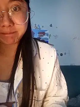 vvvan2026 online show from 04-28-26, 05:51