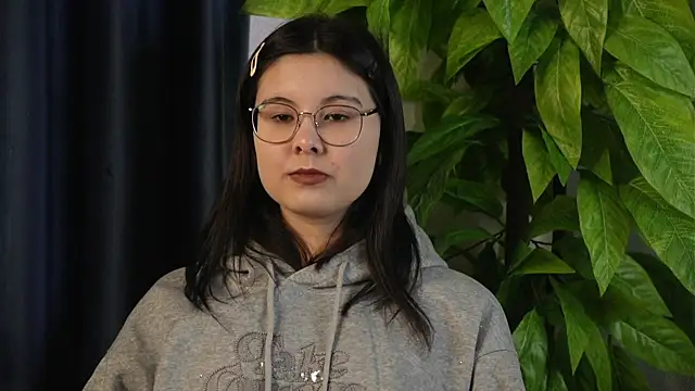 FlorentinaPinson online show from 04-27-26, 07:17