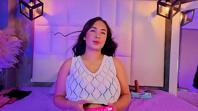 Snapshot of Violetta_rose_ chatting on 06-07-26, 12:15 Violetta rose online show from 06-07-26, 12:15