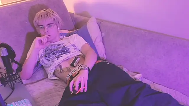 inmka  online show from 04-26-26, 07:11