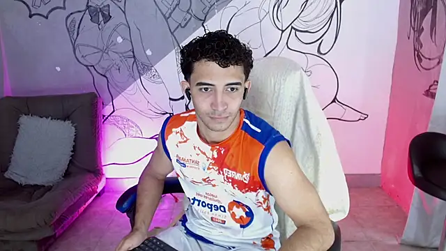 Snapshot of caius_bigcock1 chatting on 05-30-26, 12:35 caius bigcock1 online show from 05-30-26, 12:35