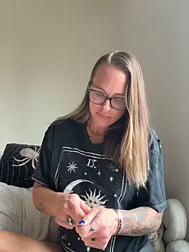 blackwidowlaced online show from 04-21-26, 08:55