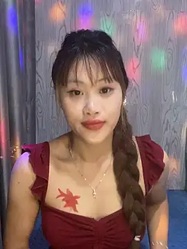 Snapshot of Ly-sexyy chatting on 04-25-26, 04:15 Ly-sexyy online show from 04-25-26, 04:15