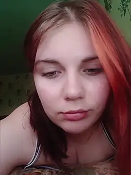 LoisFox online show from 05-08-26, 02:17