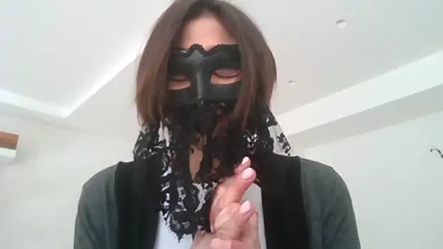 HelenTiAscolta online show from 04-24-26, 02:08