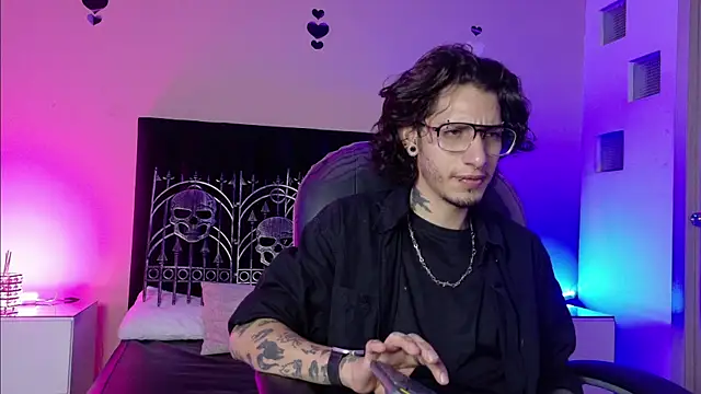 Vergil Noir  online show from 06-03-26, 04:15