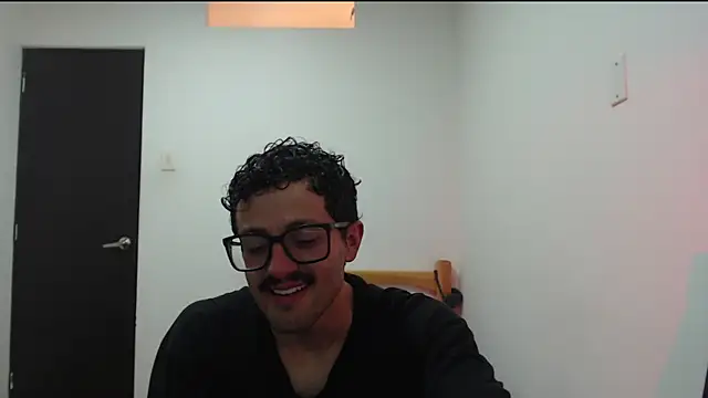 CuriousTomX online show from 04-28-26, 01:37