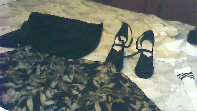 Snapshot of Cuginetti chatting on 05-04-26, 07:21 Cuginetti online show from 05-04-26, 07:21