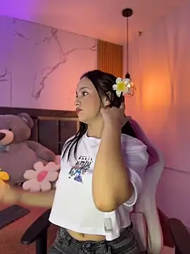 Doll Sofia  online show from 04-30-26, 08:15