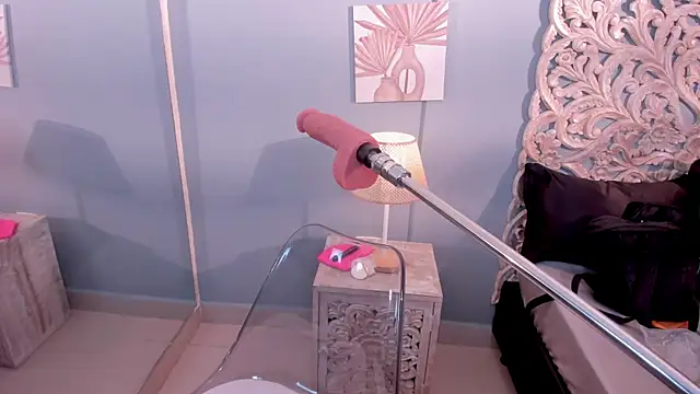 Snapshot of Sabrinna_fox chatting on 05-29-26, 07:23 Sabrinna fox online show from 05-29-26, 07:23