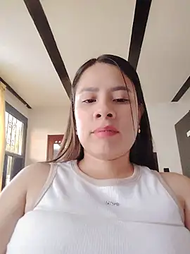 Snapshot of Nicol_Alvarez1 chatting on 05-28-26, 09:45 Nicol Alvarez1 online show from 05-28-26, 09:45