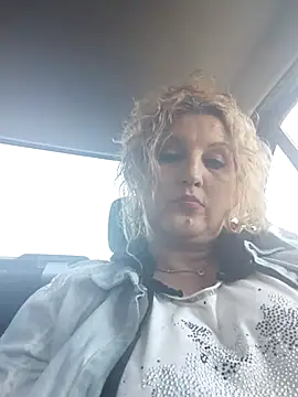 Divineblond online show from 03-09-25, 12:20