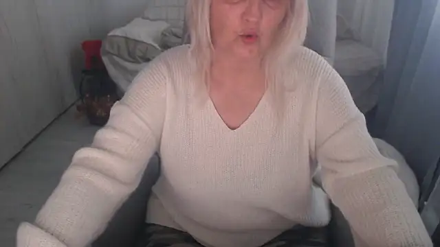 Divineblond online show from 04-23-26, 02:30