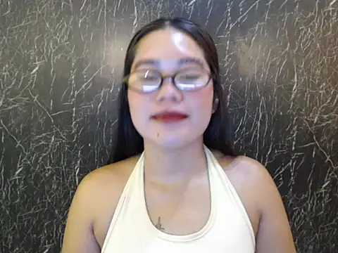 Snapshot of ur_prettychelsie chatting on 04-27-26, 09:35 ur prettychelsie online show from 04-27-26, 09:35