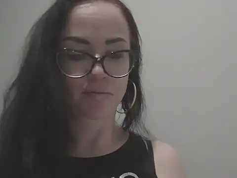 Snapshot of CallMeSugar chatting on 05-13-26, 07:22 CallMeSugar online show from 05-13-26, 07:22