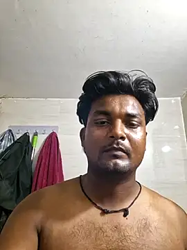 Gujju here online show from 06-19-26, 02:43