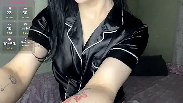 Madisonlovx online show from 06-18-26, 07:29