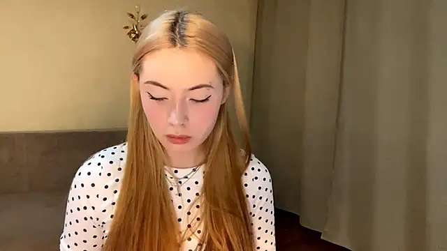 AikoRush online show from 04-24-26, 01:13