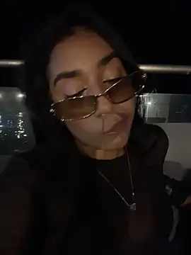 Snapshot of SaryJonex chatting on 05-16-26, 12:18 SaryJonex online show from 05-16-26, 12:18