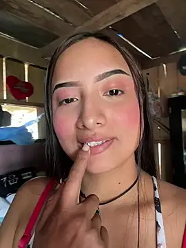Soffia-zapata online show from 07-12-26, 04:53