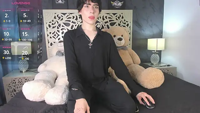 DemonFoxx online show from 06-05-26, 12:11