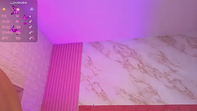 goldilockss15  online show from 04-26-26, 12:03