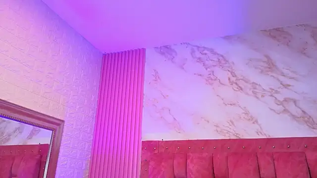 goldilockss15  online show from 04-27-26, 11:30