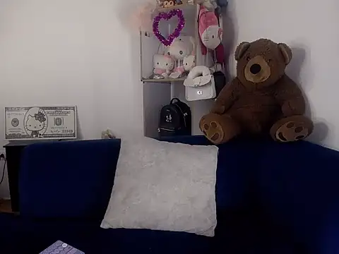 Emybbyx online show from 06-14-26, 01:47
