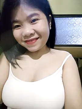 Snapshot of Ayti01 chatting on 05-02-26, 04:39 Ayti01 online show from 05-02-26, 04:39