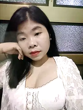Snapshot of Ayti01 chatting on 05-05-26, 05:37 Ayti01 online show from 05-05-26, 05:37