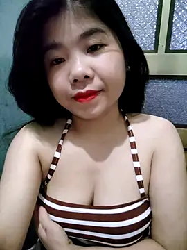 Snapshot of Ayti01 chatting on 06-05-26, 04:52 Ayti01 online show from 06-05-26, 04:52