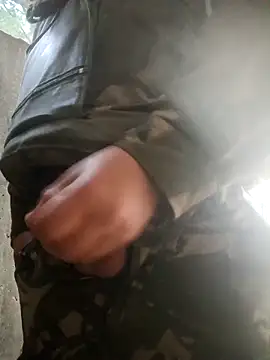 JoniJ13867 online show from 04-26-26, 06:22