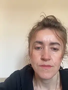 Avokadoo online show from 04-27-26, 08:01